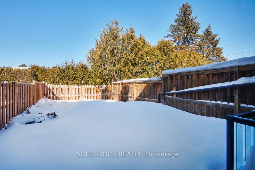 Photo 33 of 8 Shearer Crescent, Ottawa, Kanata - Katimavik — HOMEH