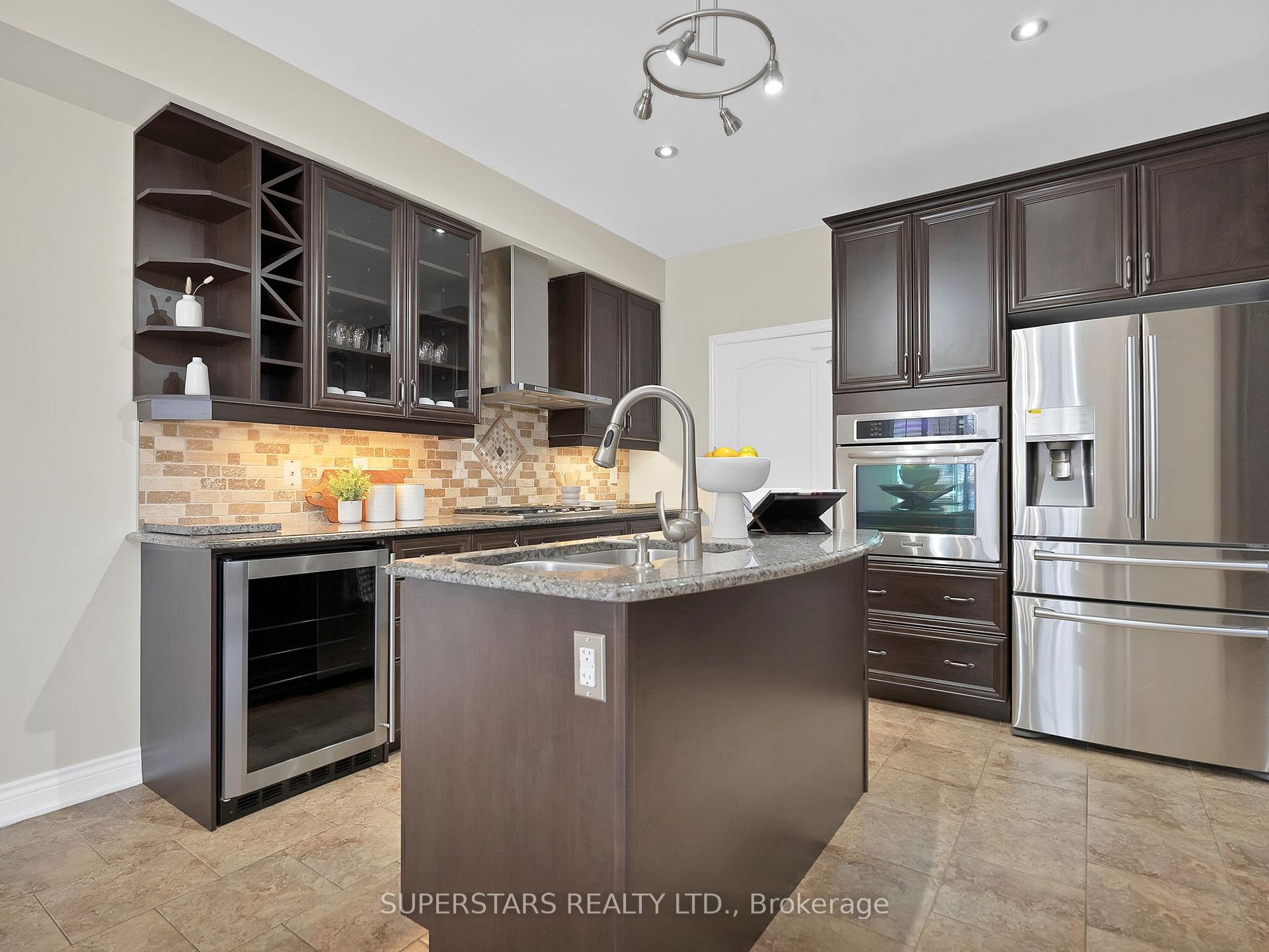 Photo 10 of 47 Silverado Hills Drive, Markham, Cathedraltown — HOMEH