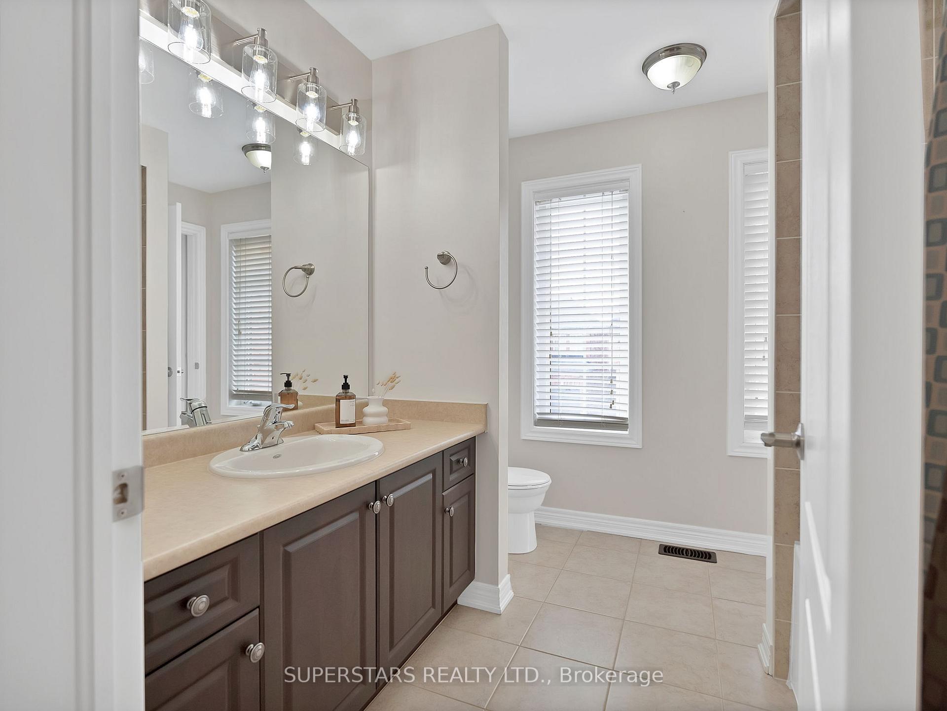 Photo 24 of 47 Silverado Hills Drive, Markham, Cathedraltown — HOMEH