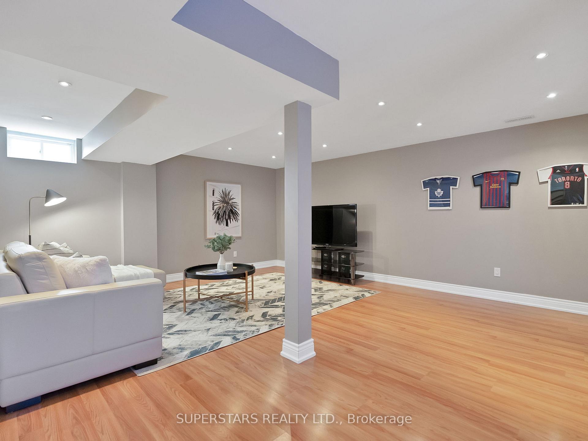 Photo 32 of 47 Silverado Hills Drive, Markham, Cathedraltown — HOMEH