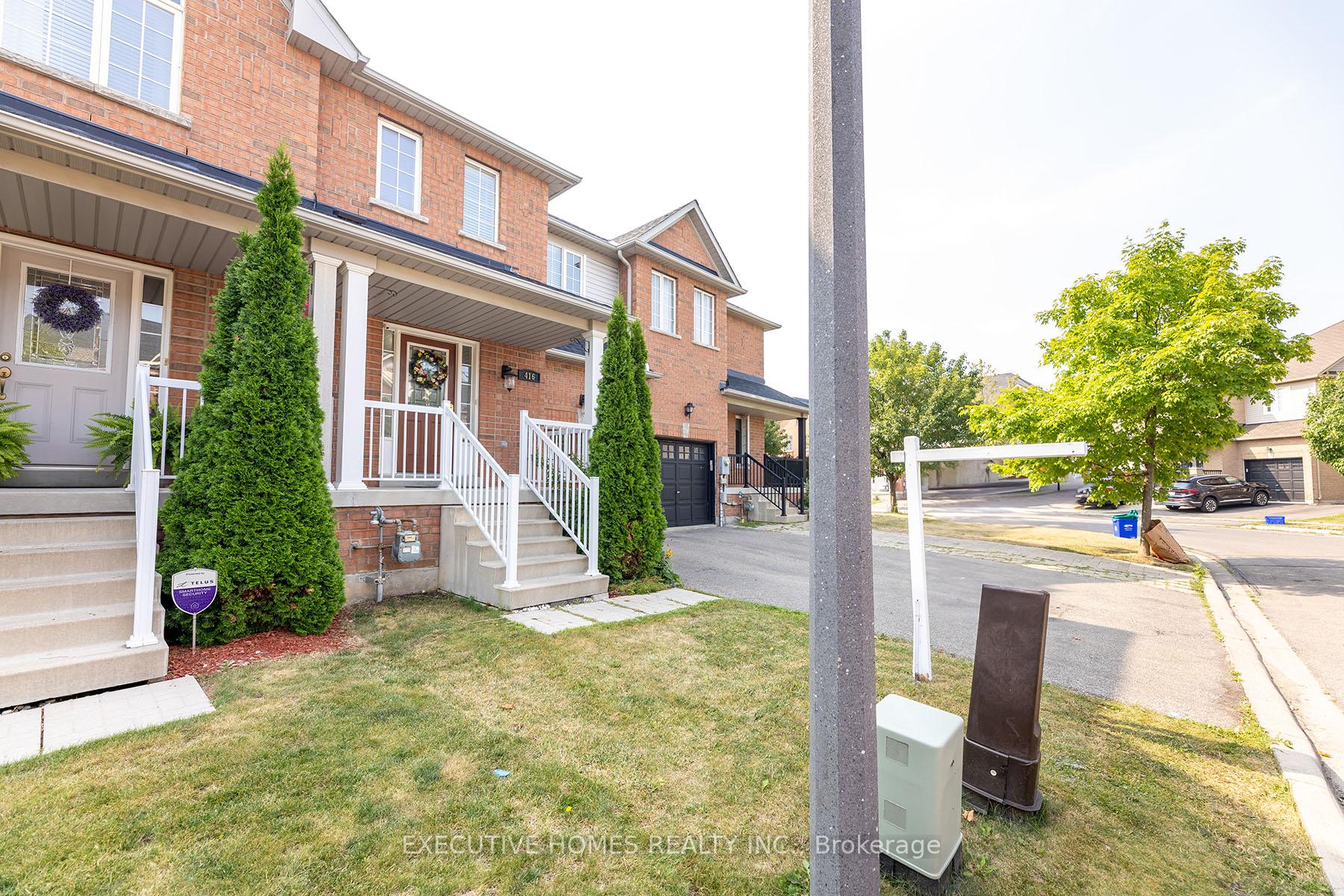 Photo 3 of 416 Hobbs Crescent, Milton, Clarke — HOMEH