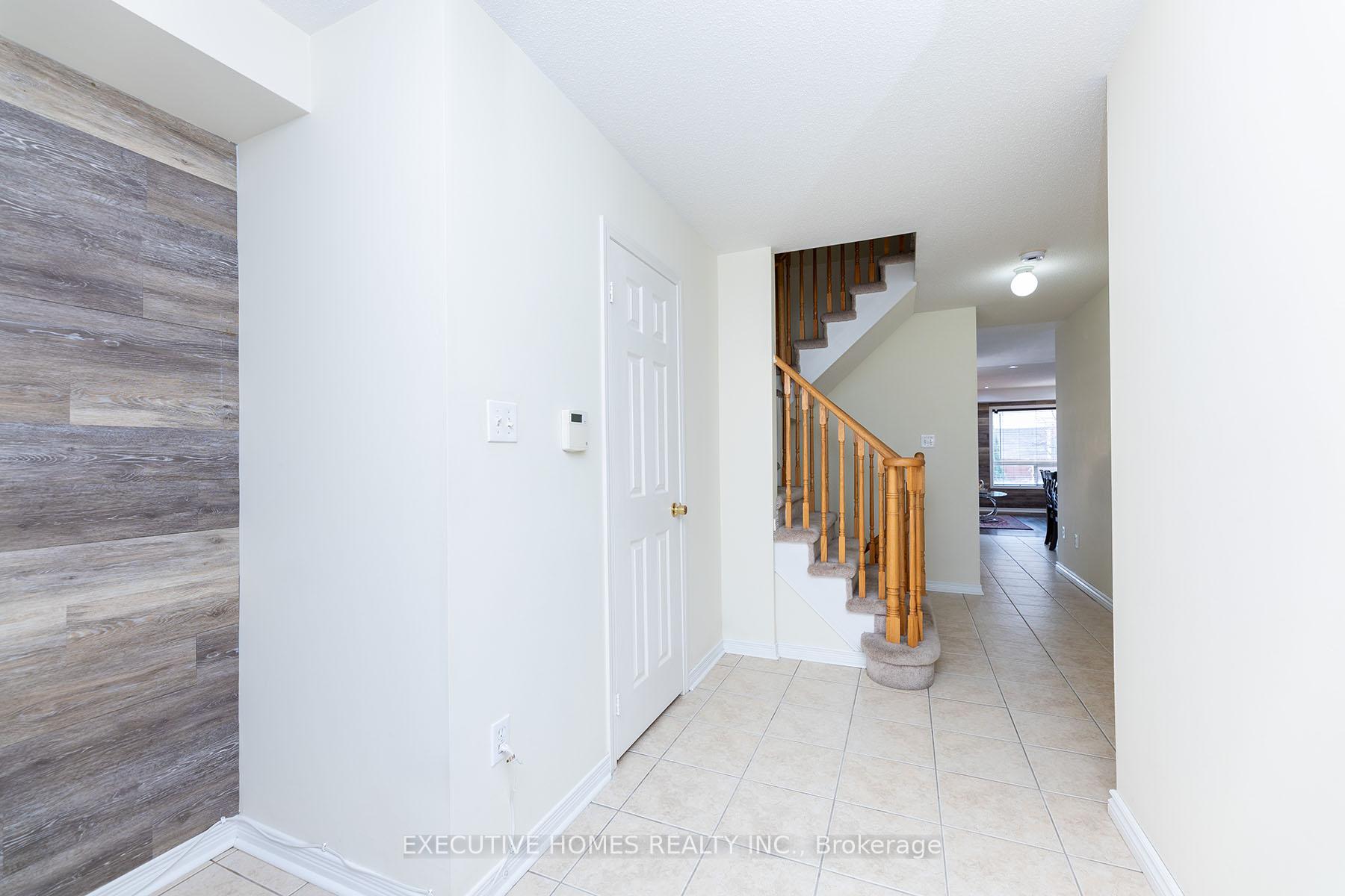 Photo 8 of 416 Hobbs Crescent, Milton, Clarke — HOMEH