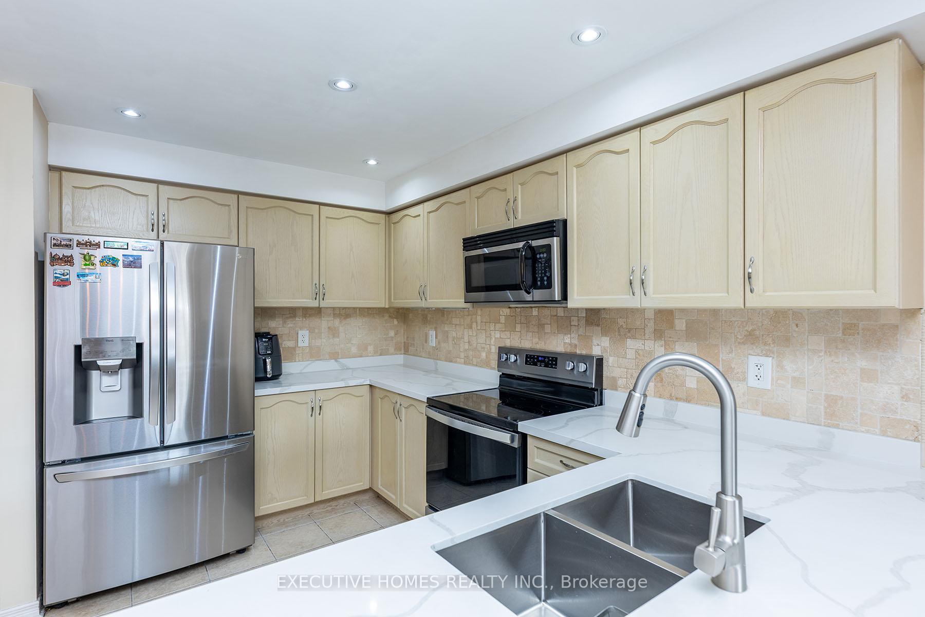 Photo 17 of 416 Hobbs Crescent, Milton, Clarke — HOMEH