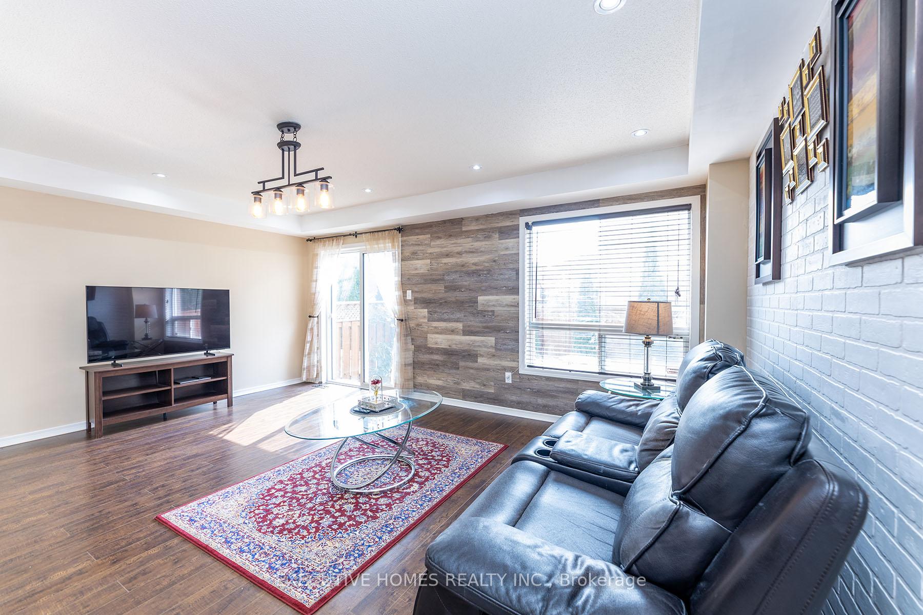Photo 22 of 416 Hobbs Crescent, Milton, Clarke — HOMEH