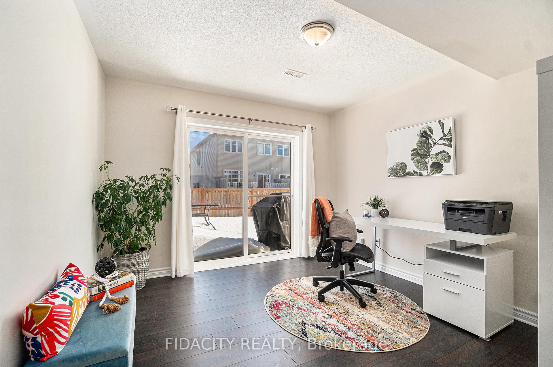 Photo 19 of 136 Gelderland, Ottawa, Kanata - Emerald Meadows/Trailwest — HOMEH