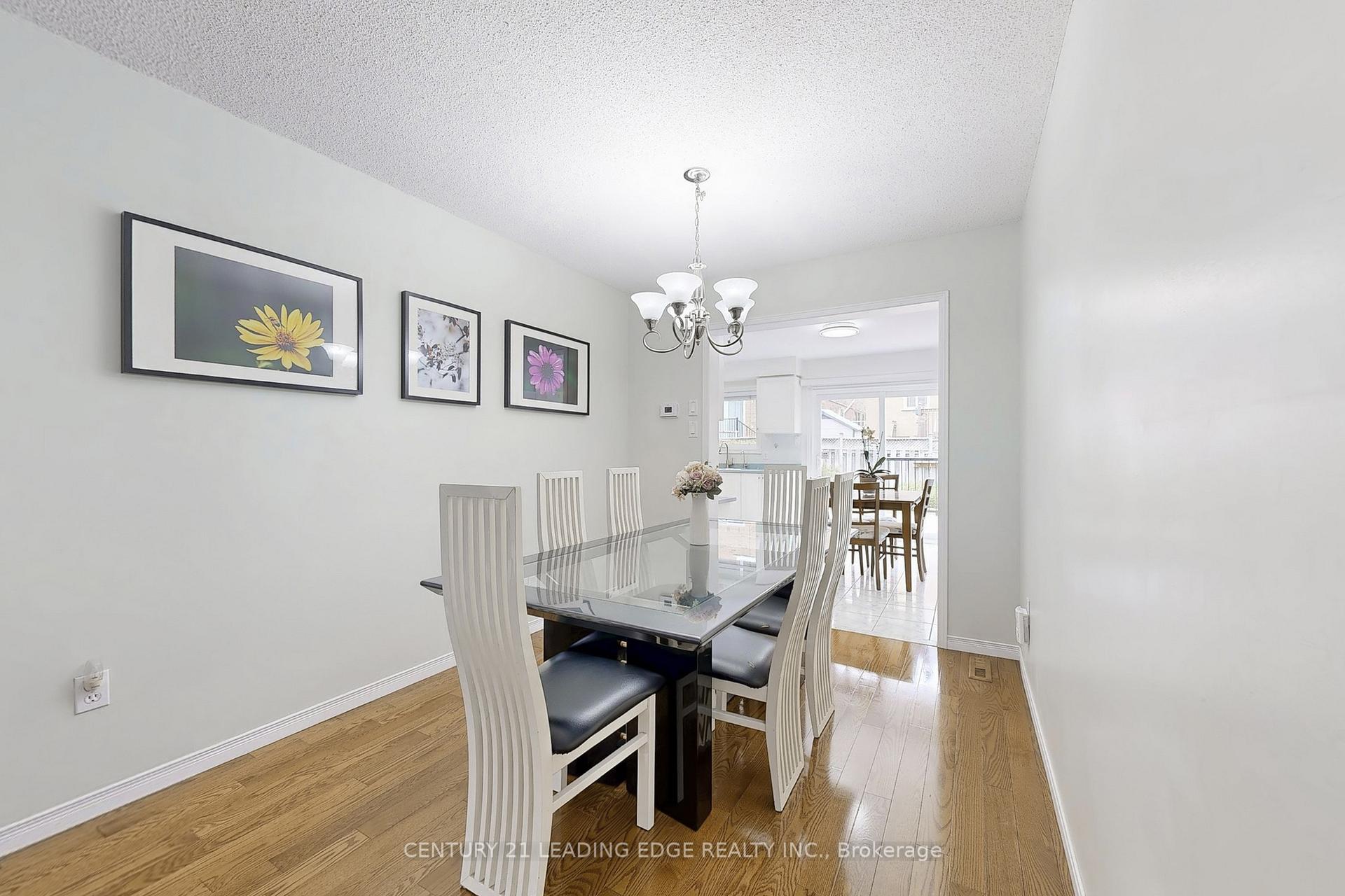 Photo 11 of 55 Sophia Road, Markham, Middlefield — HOMEH