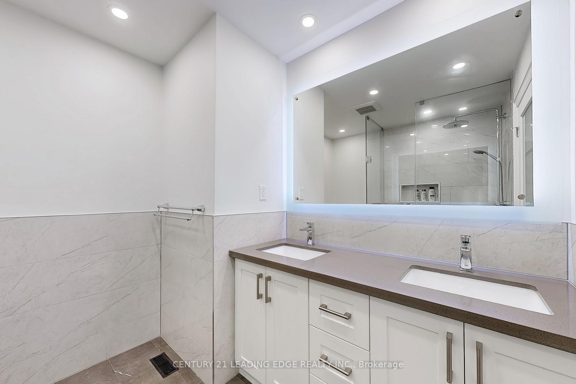 Photo 25 of 55 Sophia Road, Markham, Middlefield — HOMEH