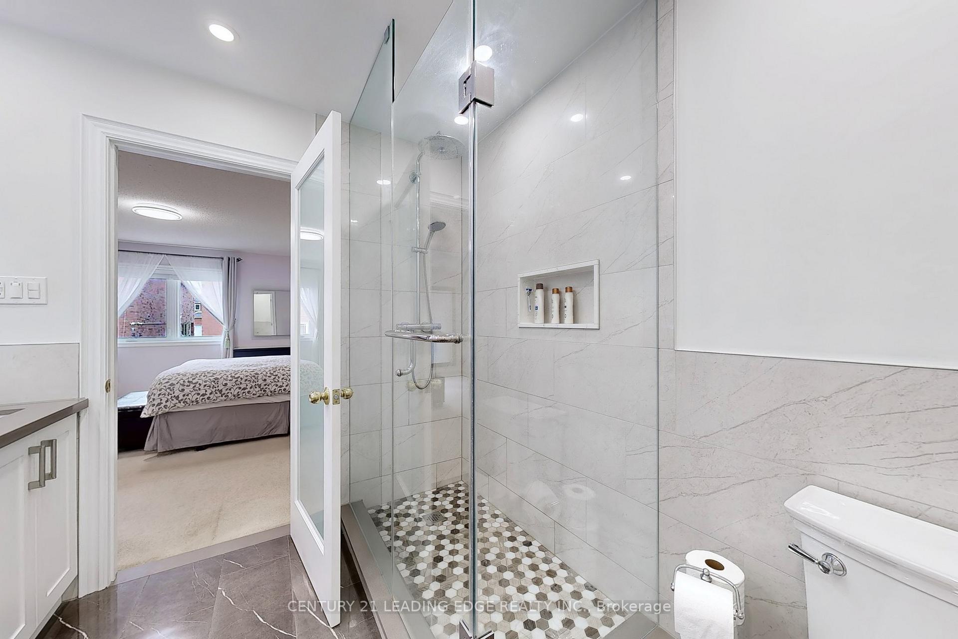 Photo 26 of 55 Sophia Road, Markham, Middlefield — HOMEH