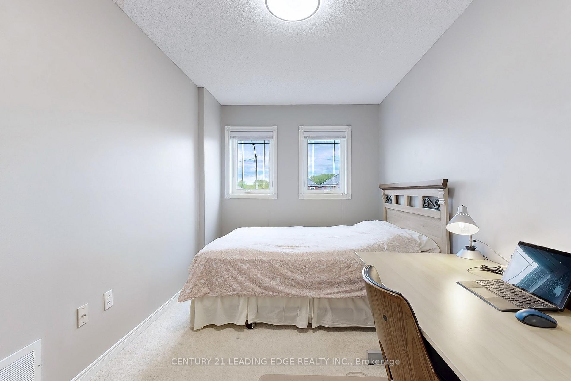 Photo 28 of 55 Sophia Road, Markham, Middlefield — HOMEH