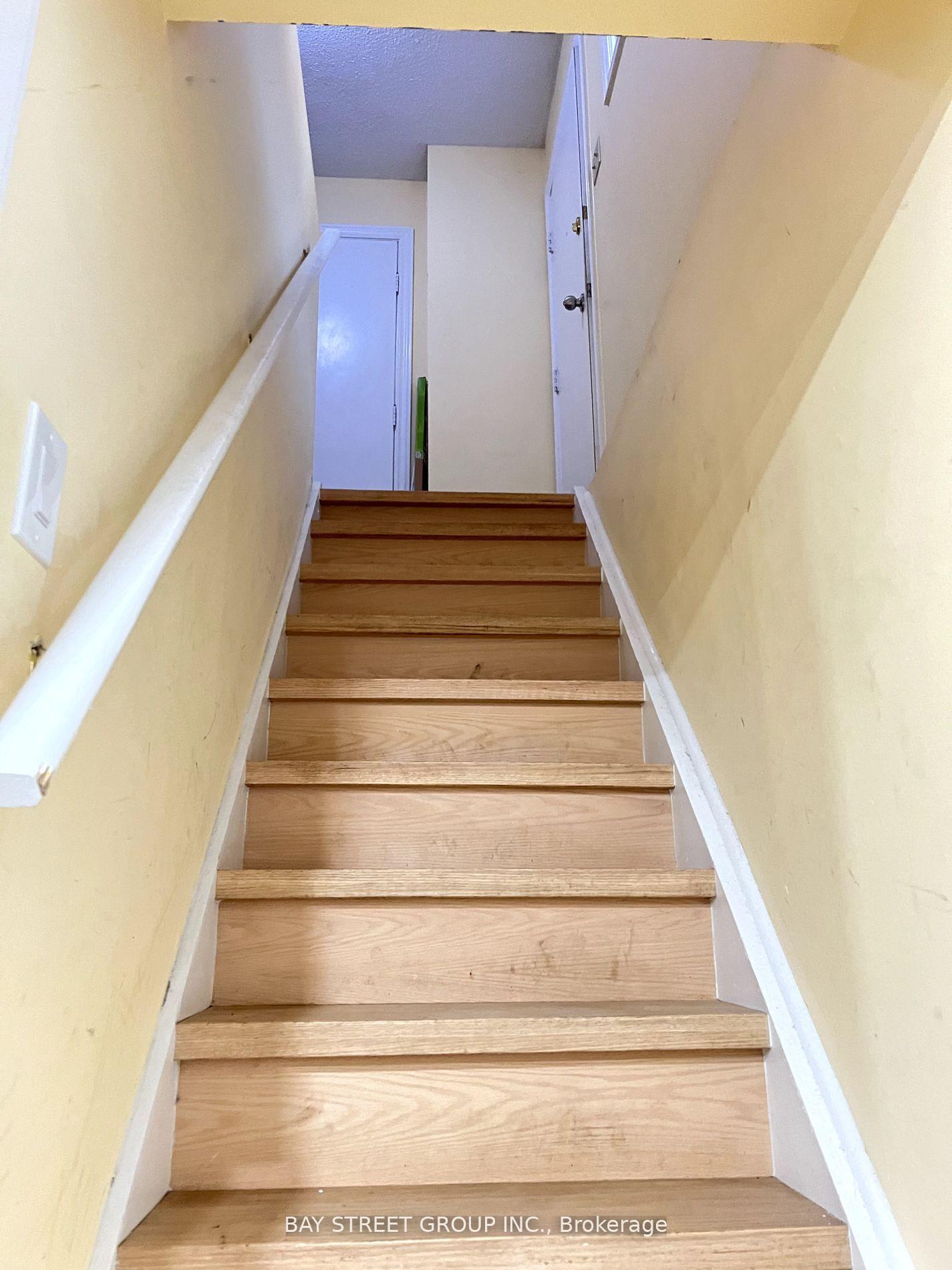 Photo 2 of Unit Lower, 21 Wincanton Road, Markham, Milliken Mills East — HOMEH