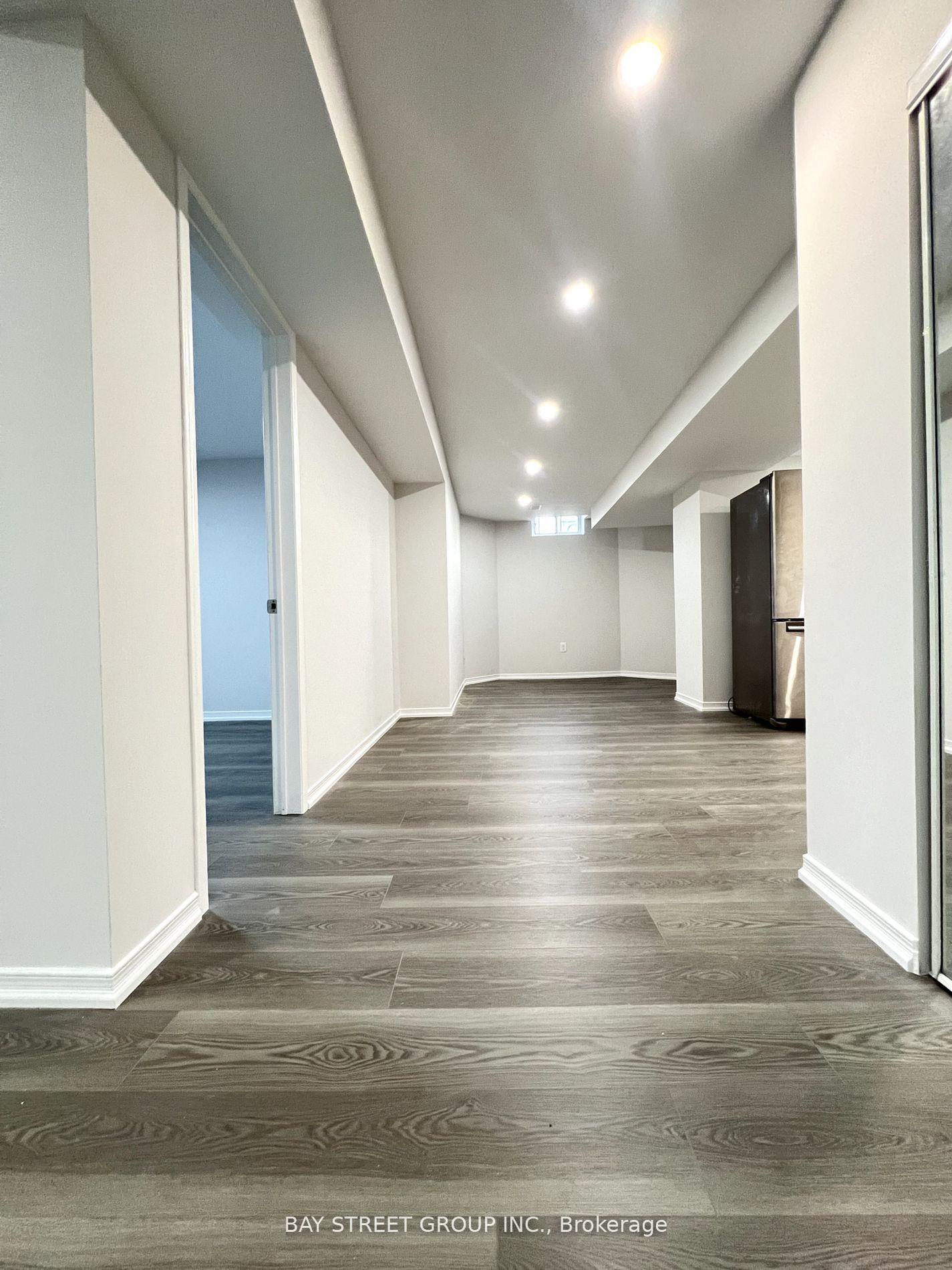 Photo 4 of Unit Lower, 21 Wincanton Road, Markham, Milliken Mills East — HOMEH