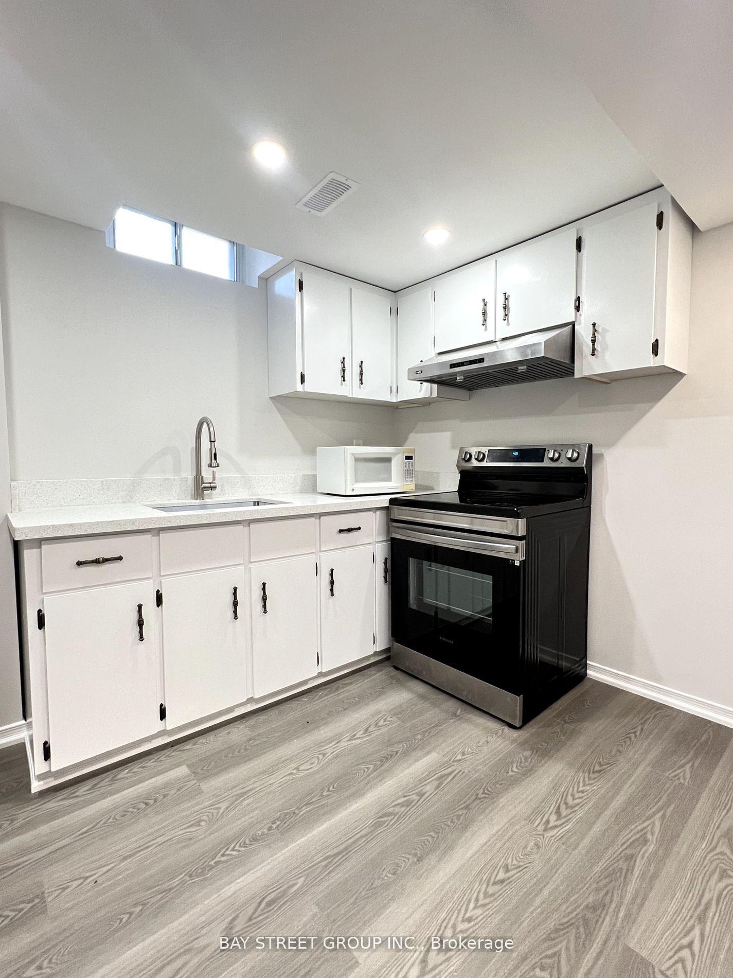 Photo 5 of Unit Lower, 21 Wincanton Road, Markham, Milliken Mills East — HOMEH