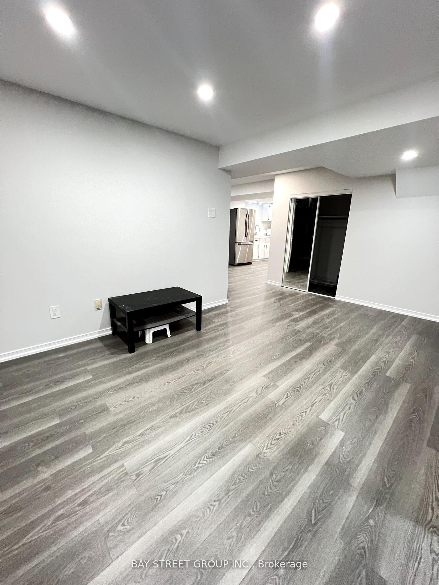 Photo 10 of Unit Lower, 21 Wincanton Road, Markham, Milliken Mills East — HOMEH