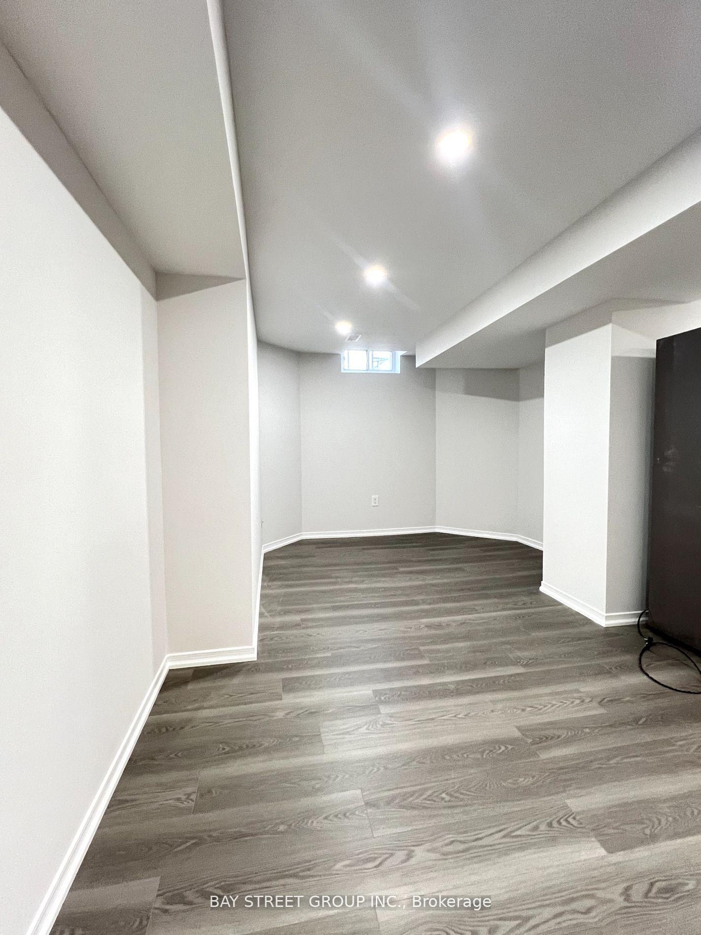 Photo 12 of Unit Lower, 21 Wincanton Road, Markham, Milliken Mills East — HOMEH