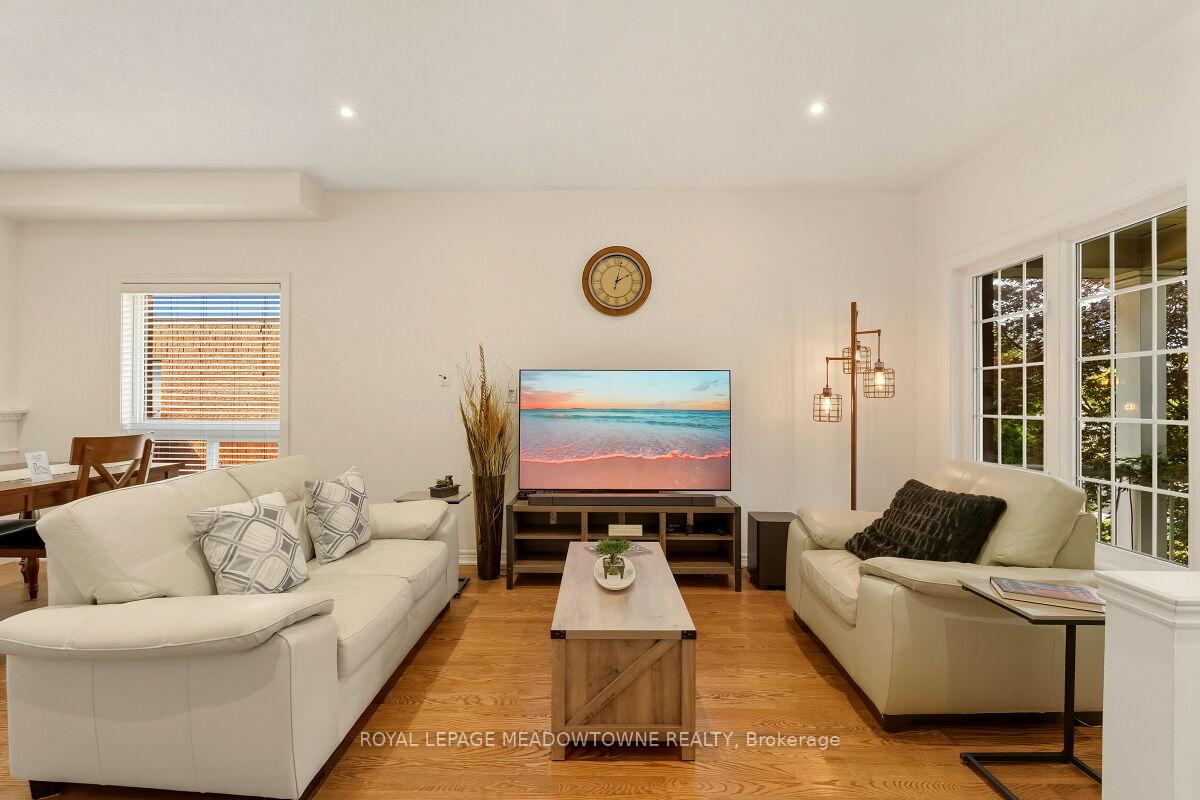 Photo 12 of 304 Teetzel Drive, Milton, Clarke — HOMEH