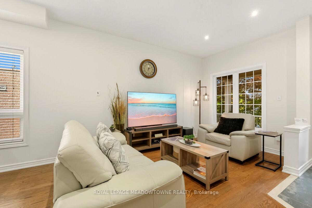Photo 13 of 304 Teetzel Drive, Milton, Clarke — HOMEH
