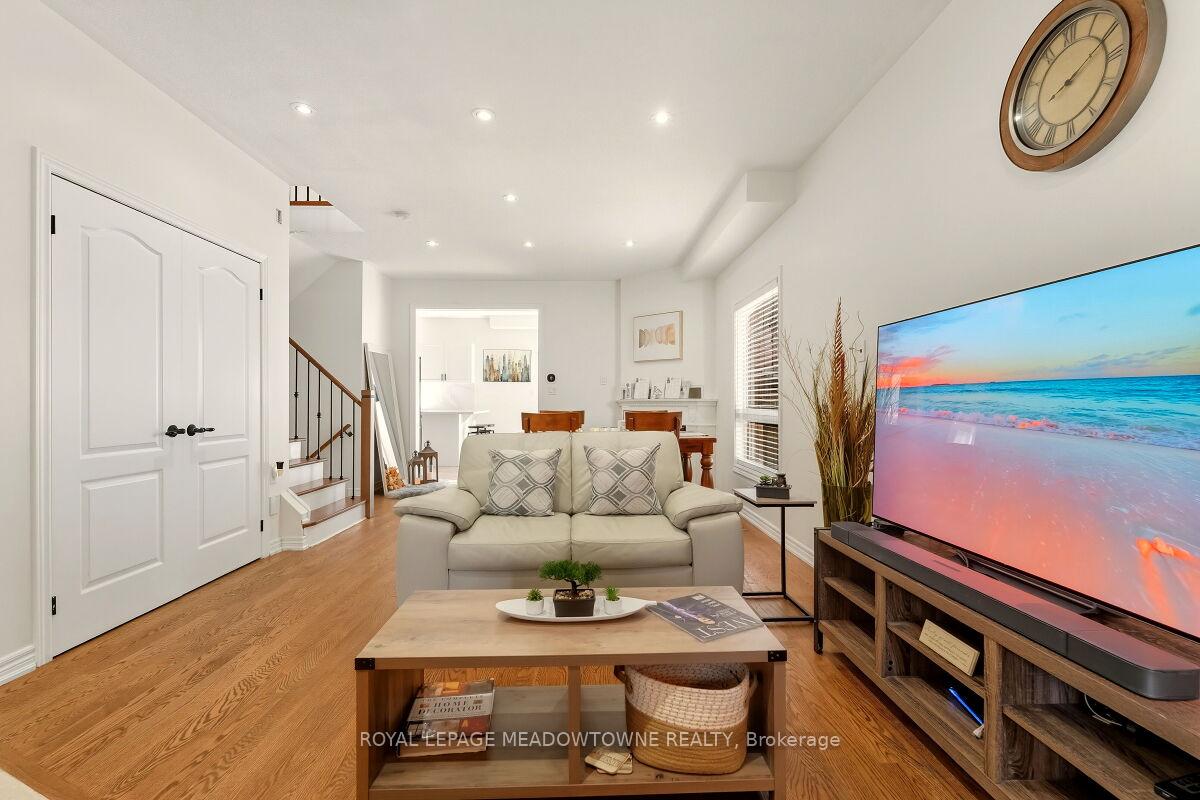 Photo 15 of 304 Teetzel Drive, Milton, Clarke — HOMEH