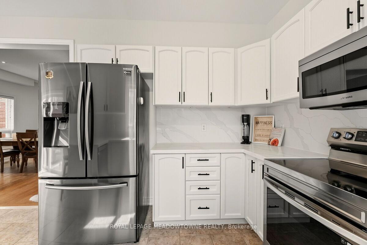 Photo 26 of 304 Teetzel Drive, Milton, Clarke — HOMEH