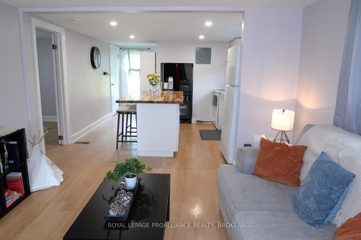 Photo 8 of 19 Folger Street, Kingston, Rideau — HOMEH