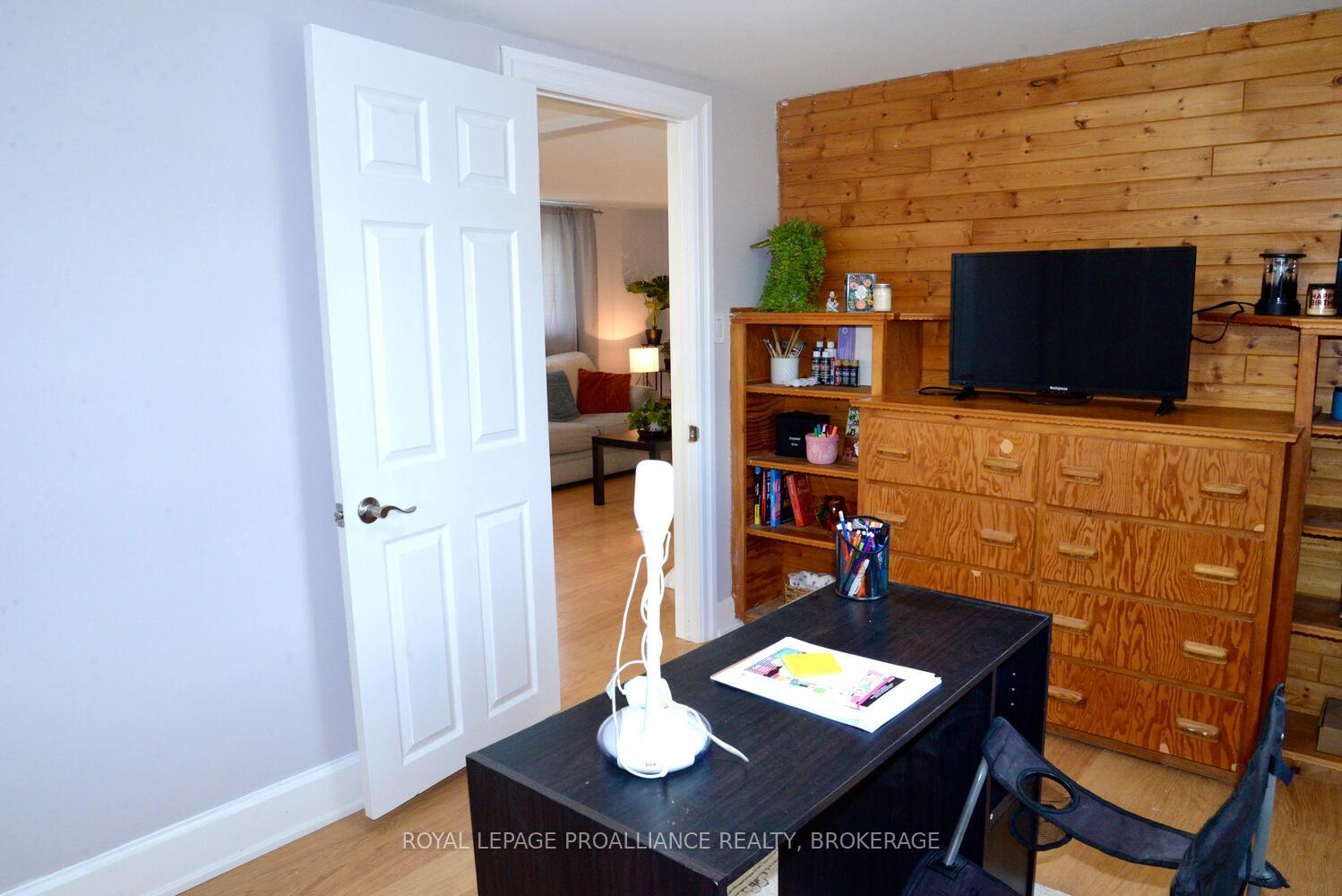 Photo 11 of 19 Folger Street, Kingston, Rideau — HOMEH
