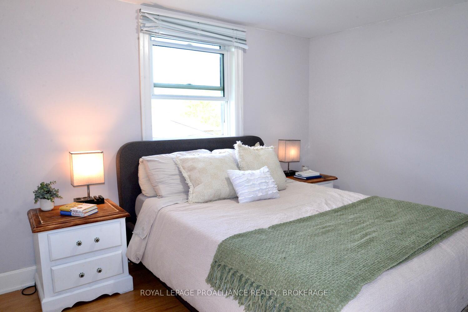 Photo 13 of 19 Folger Street, Kingston, Rideau — HOMEH
