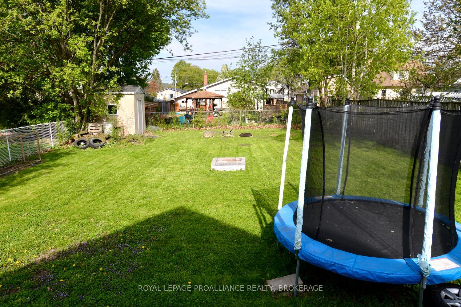 Photo 28 of 19 Folger Street, Kingston, Rideau — HOMEH
