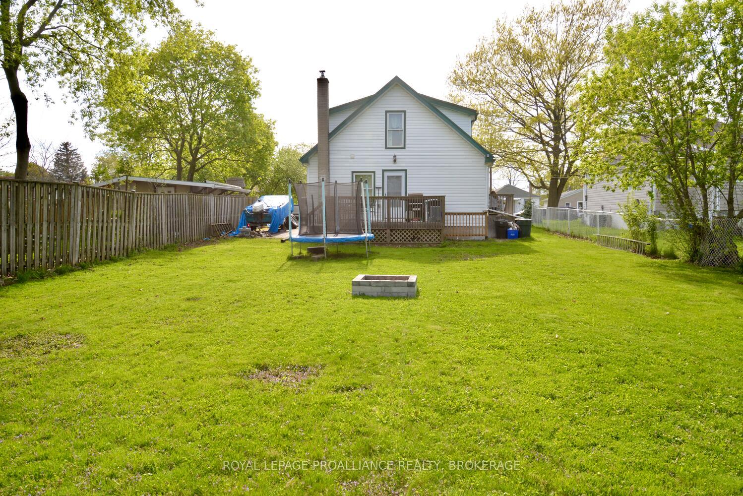 Photo 31 of 19 Folger Street, Kingston, Rideau — HOMEH