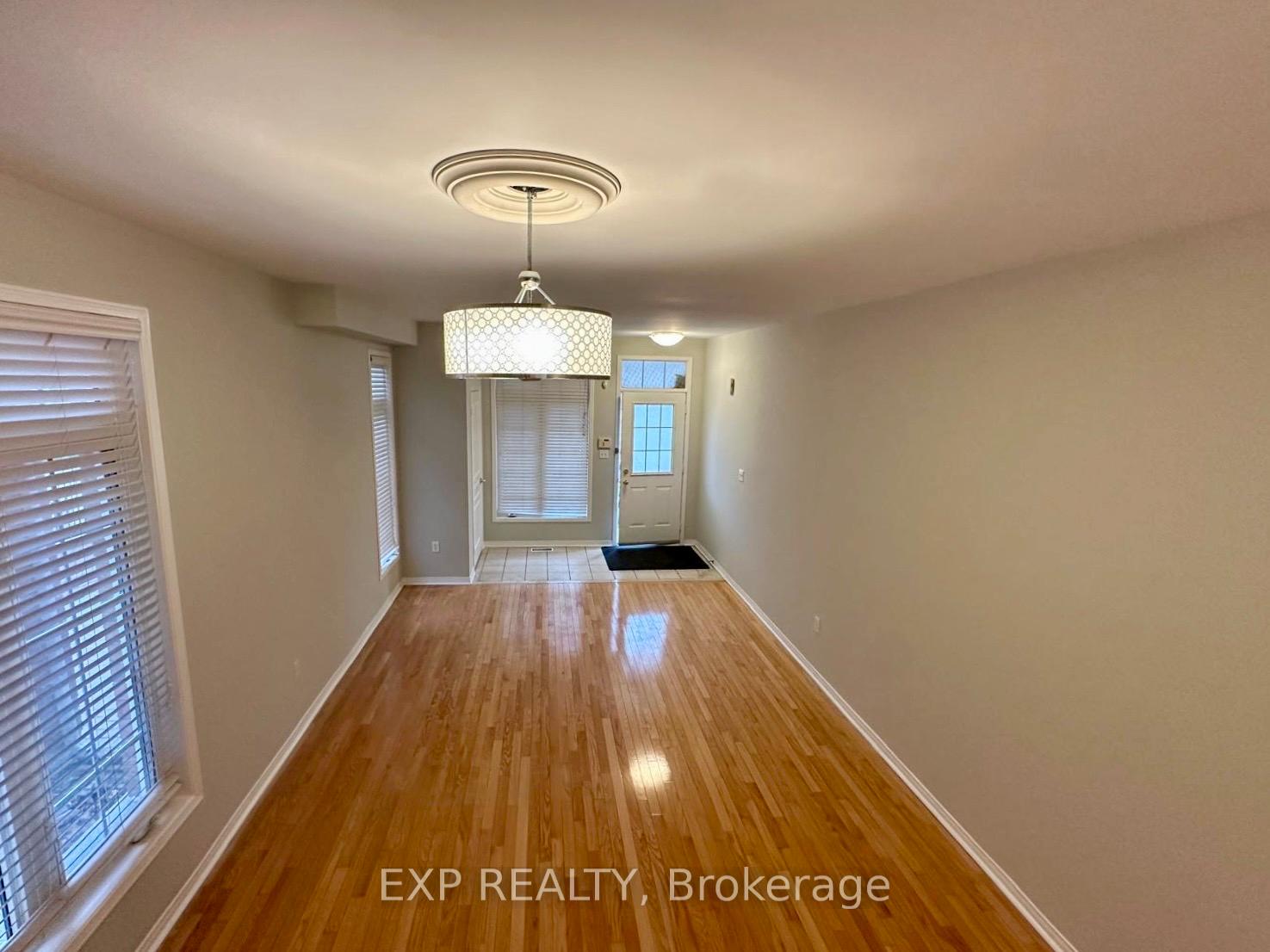 Photo 3 of 56 Rainbow Valley Crescent, Markham, Greensborough — HOMEH
