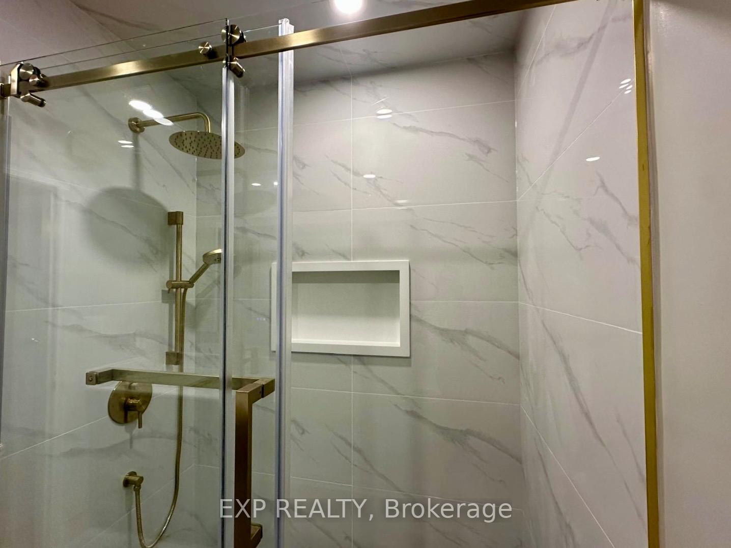 Photo 18 of 56 Rainbow Valley Crescent, Markham, Greensborough — HOMEH