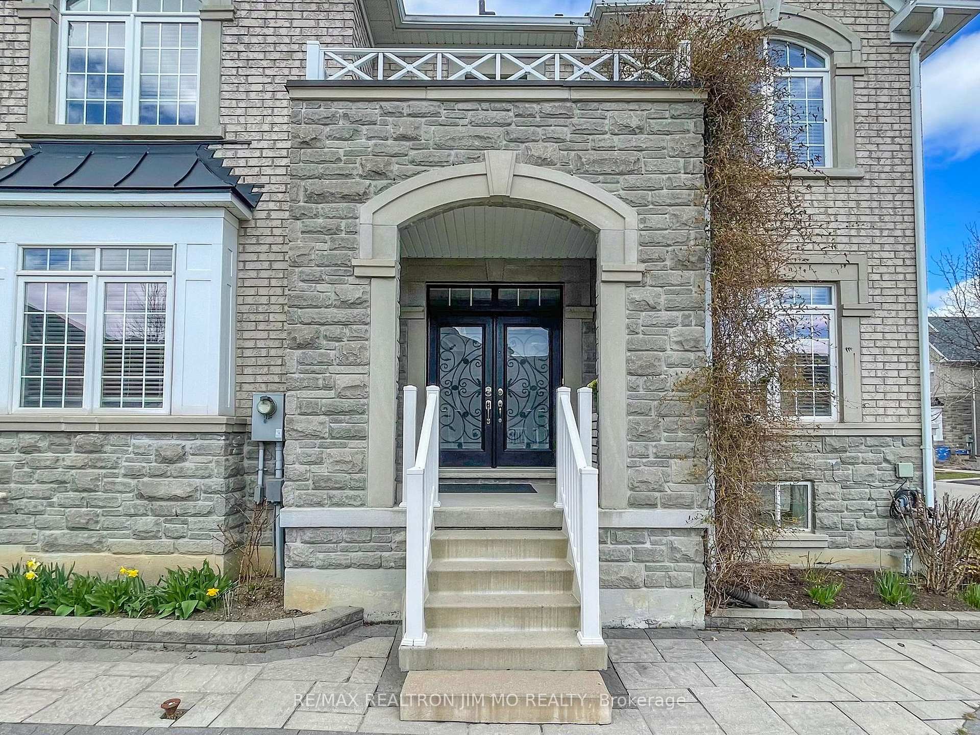 Photo 4 of 206 Kentland Street, Markham, Wismer — HOMEH