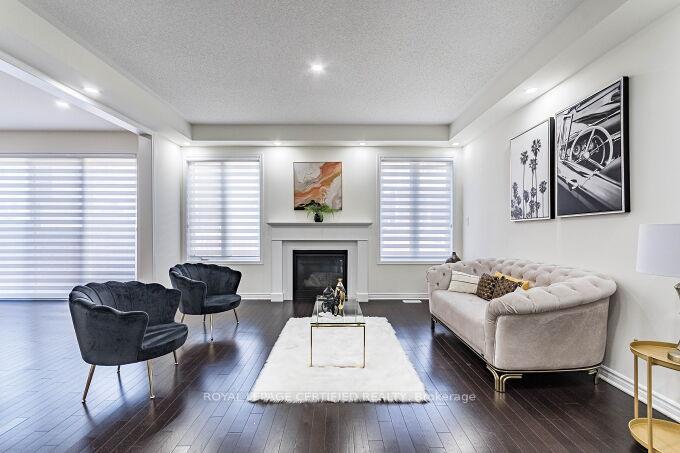 Photo 11 of 1448 Sycamore Garden, Milton, Cobban — HOMEH
