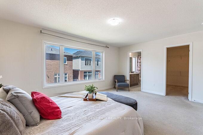 Photo 26 of 1448 Sycamore Garden, Milton, Cobban — HOMEH