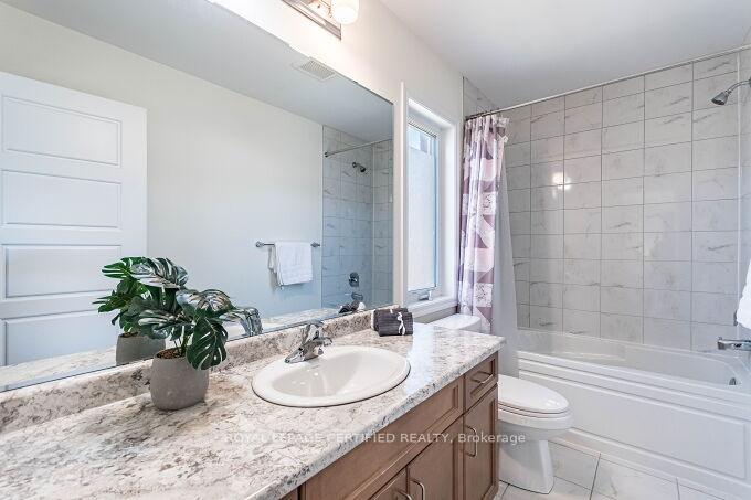 Photo 28 of 1448 Sycamore Garden, Milton, Cobban — HOMEH