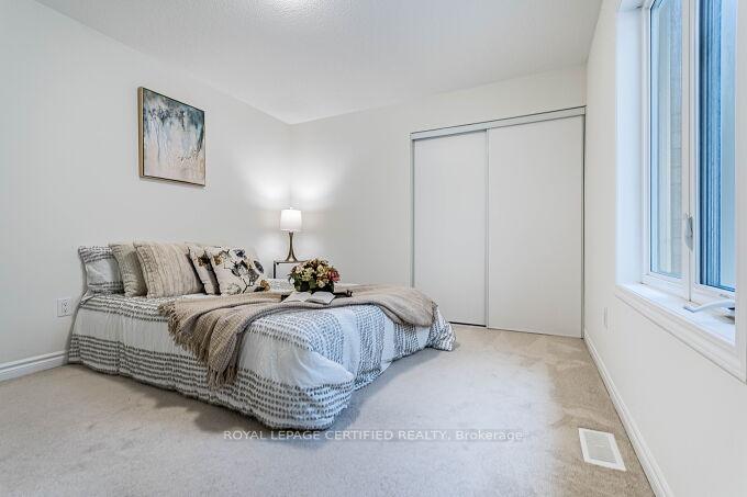 Photo 34 of 1448 Sycamore Garden, Milton, Cobban — HOMEH