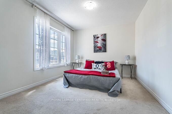 Photo 35 of 1448 Sycamore Garden, Milton, Cobban — HOMEH