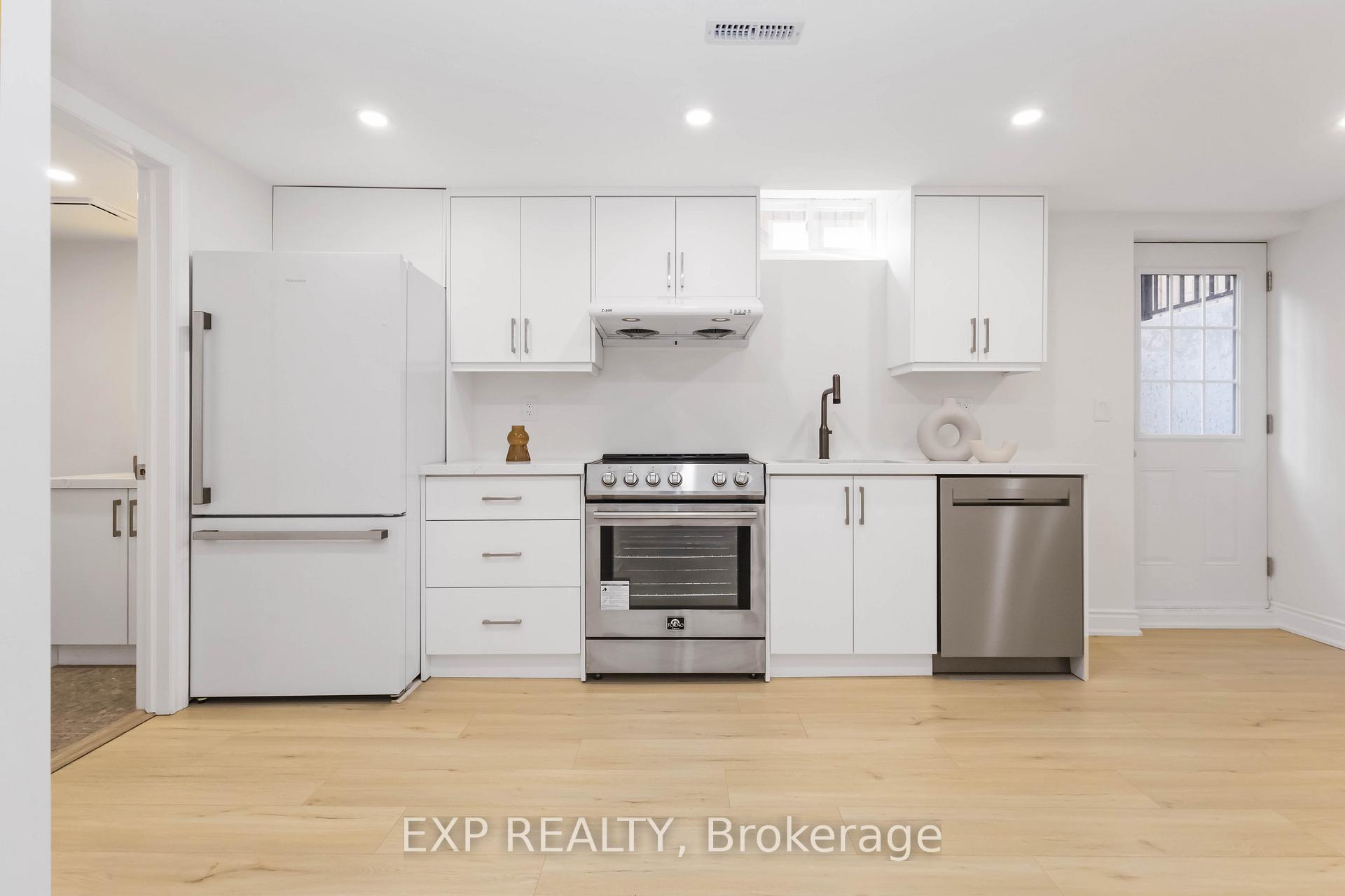 Photo 23 of 56 Cottsmore Crescent, Markham, Milliken Mills West — HOMEH