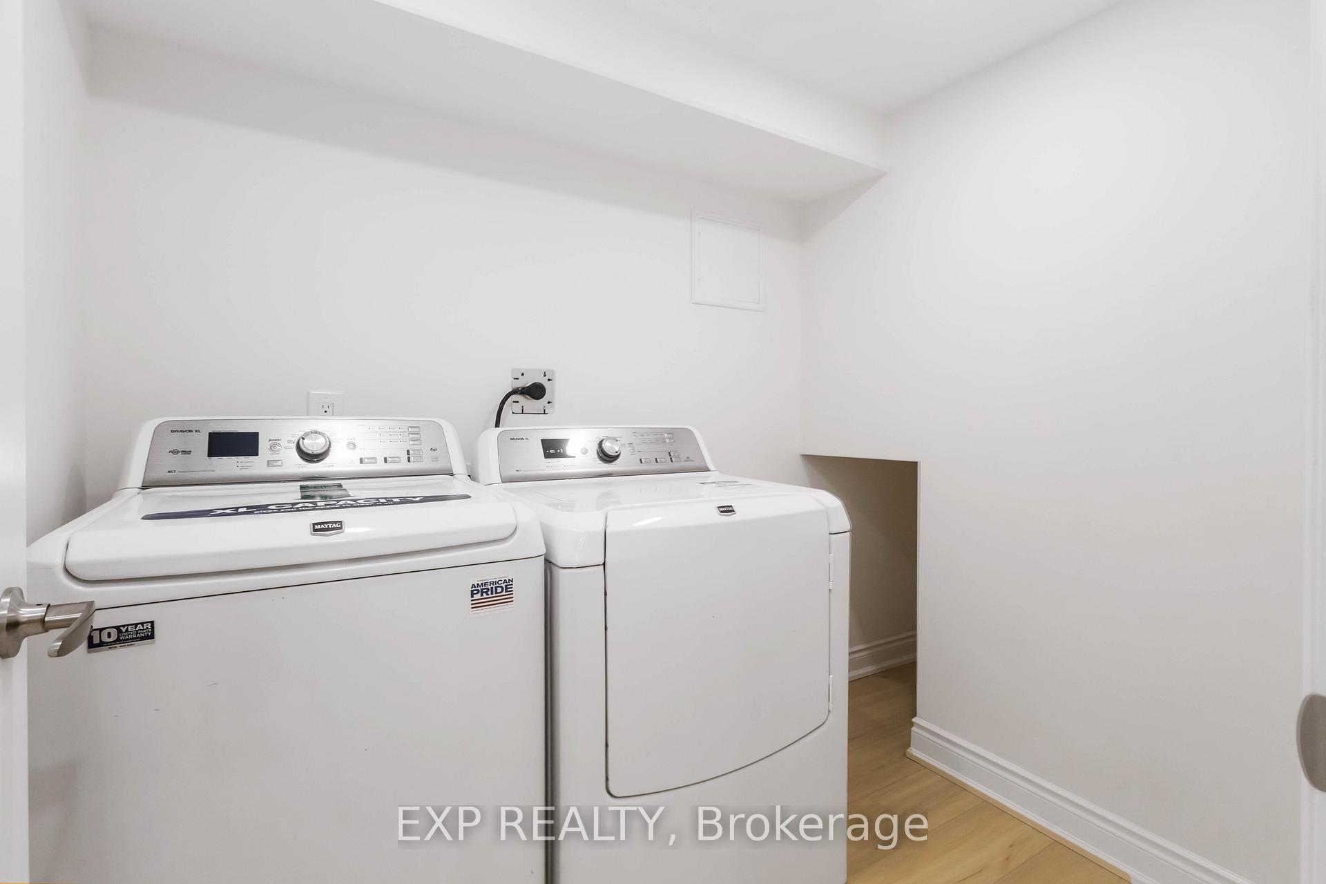 Photo 24 of 56 Cottsmore Crescent, Markham, Milliken Mills West — HOMEH