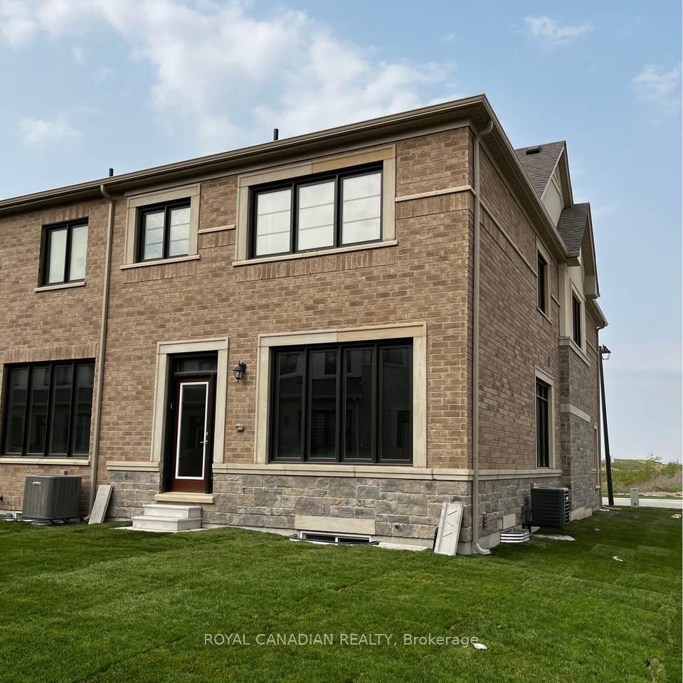 Photo 5 of 1440 Kovachik Boulevard, Milton, Walker — HOMEH