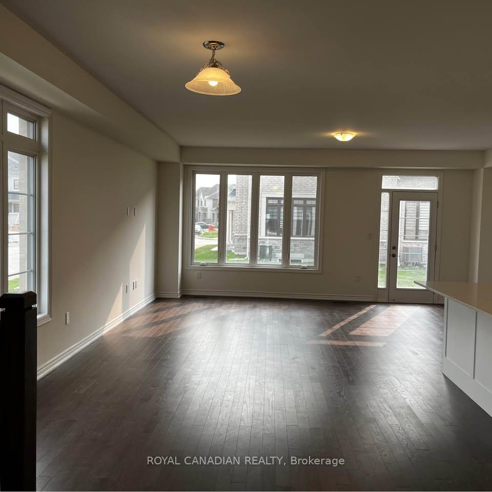 Photo 7 of 1440 Kovachik Boulevard, Milton, Walker — HOMEH