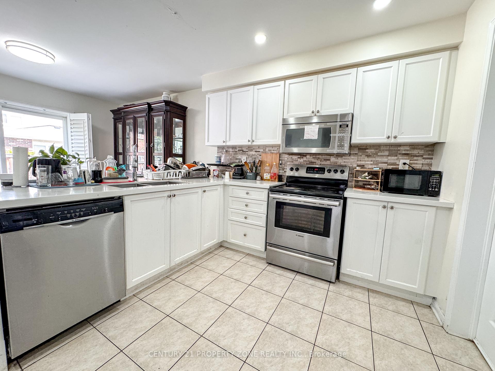 Photo 16 of 901 Challinor Terrace, Milton, Harrison — HOMEH