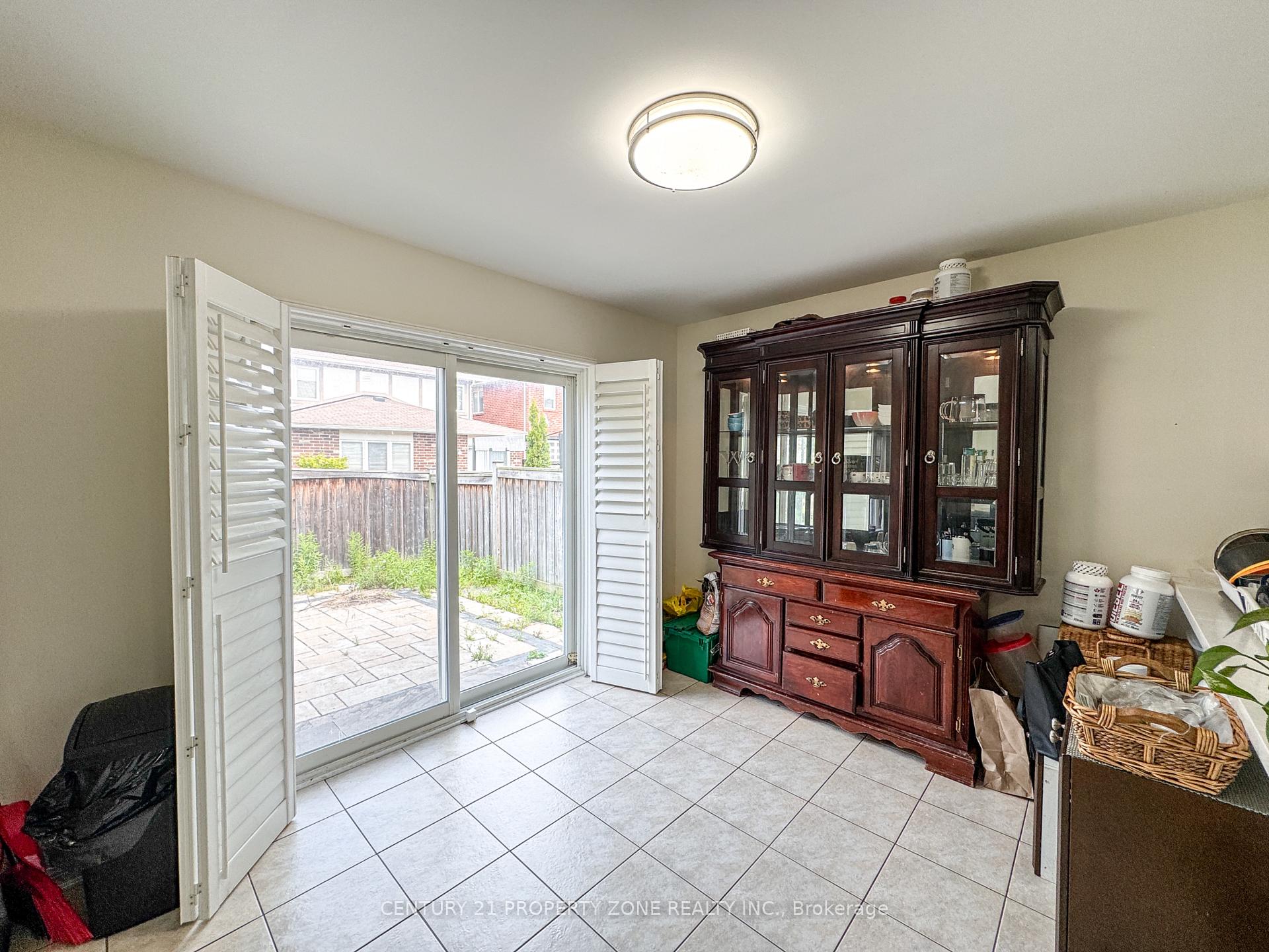 Photo 12 of 901 Challinor Terrace, Milton, Harrison — HOMEH