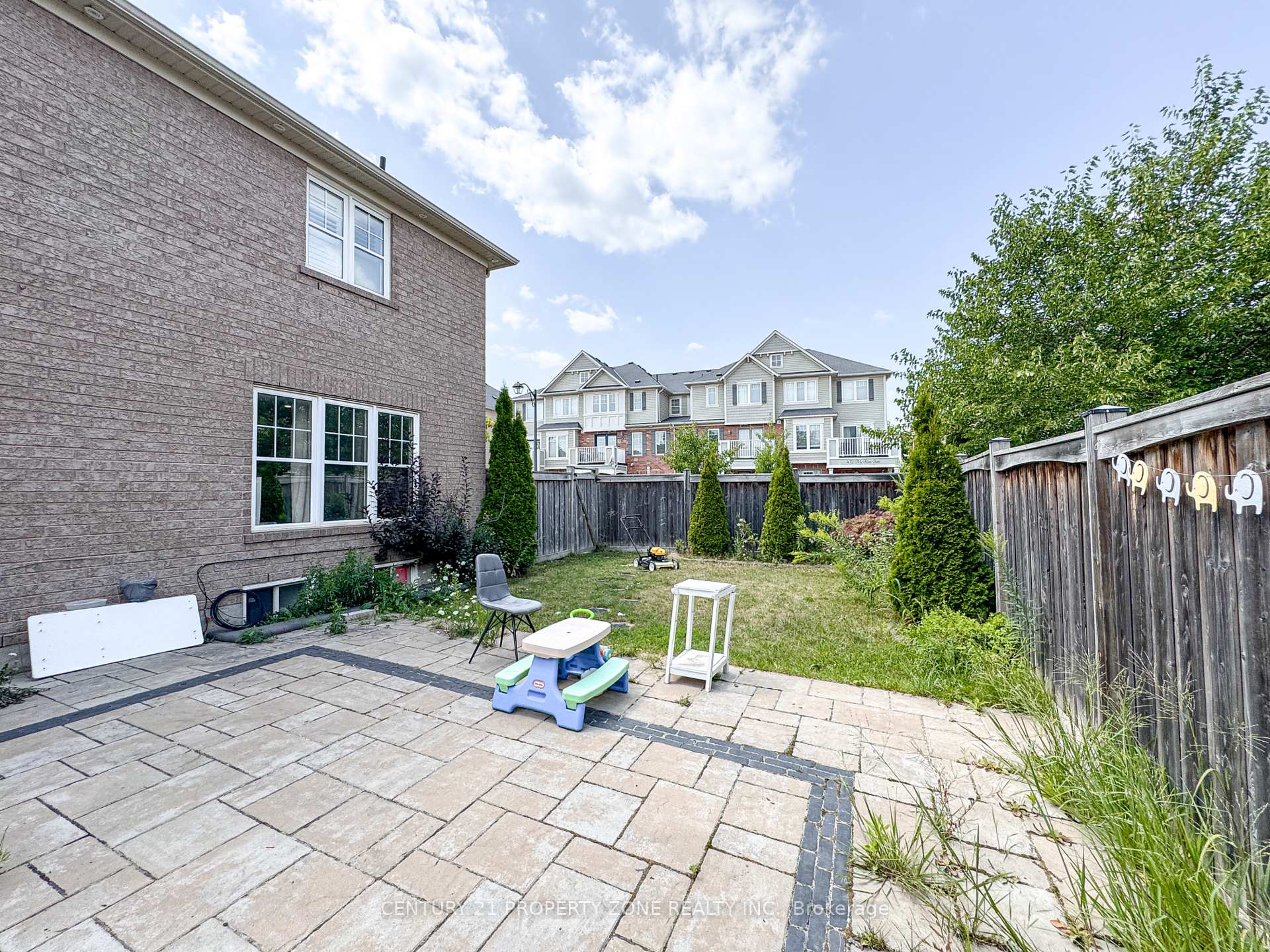 Photo 8 of 901 Challinor Terrace, Milton, Harrison — HOMEH