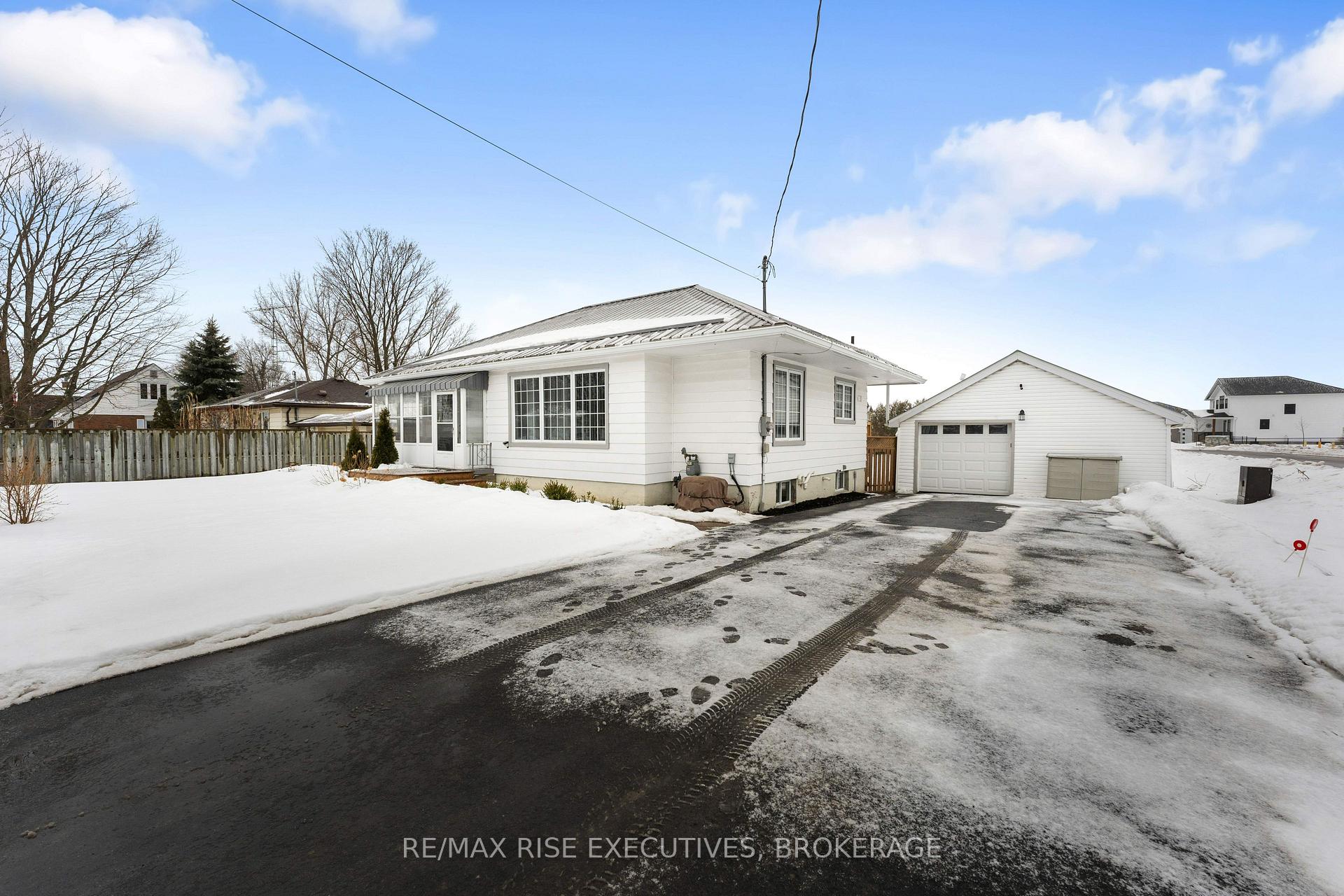 Photo 1 of 1205 Westbrook Road, Kingston, City Northwest — HOMEH