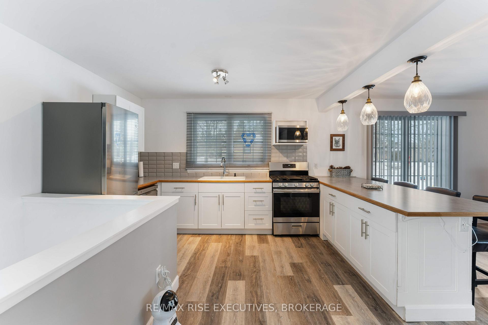 Photo 5 of 1205 Westbrook Road, Kingston, City Northwest — HOMEH