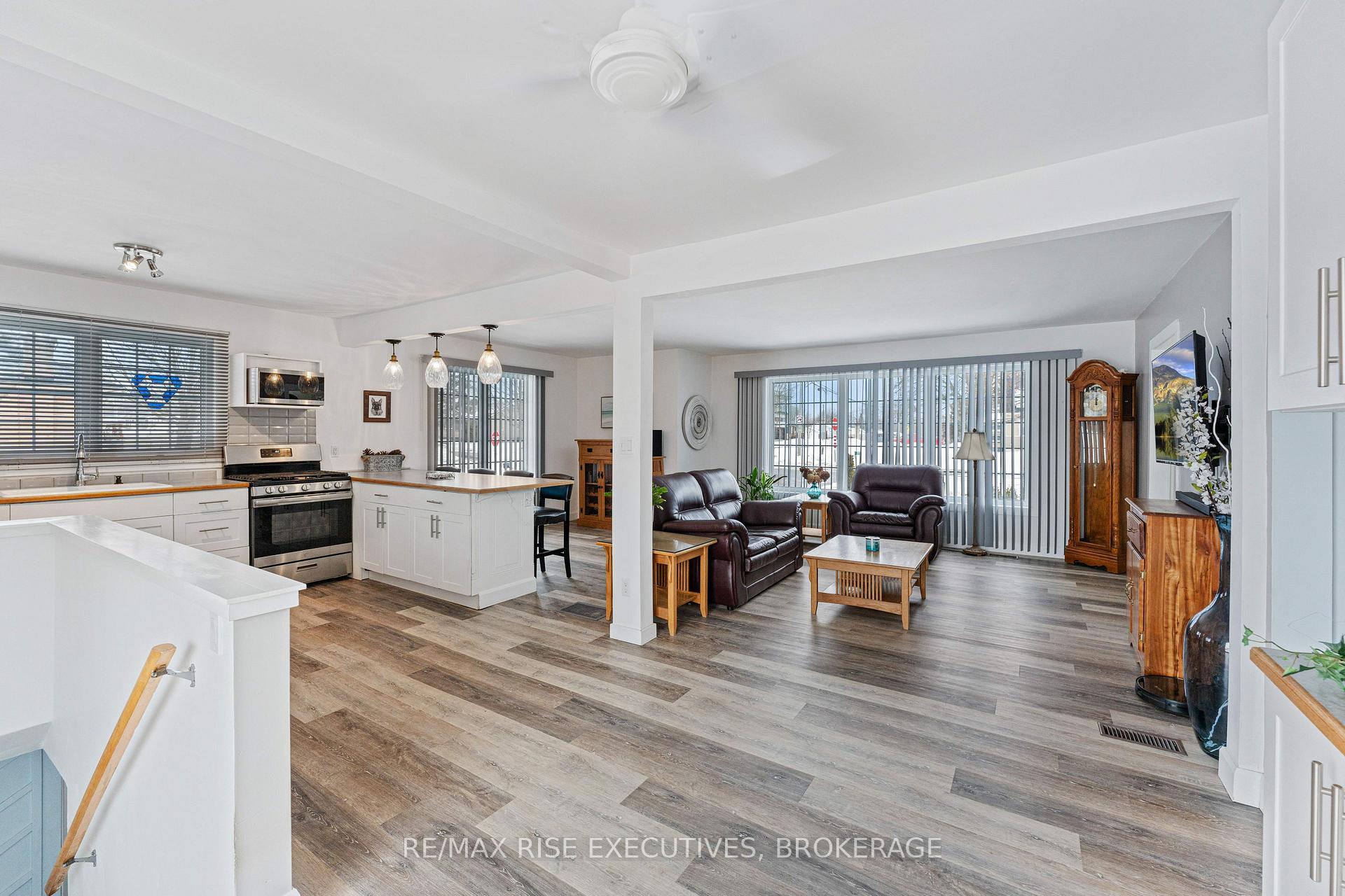 Photo 10 of 1205 Westbrook Road, Kingston, City Northwest — HOMEH