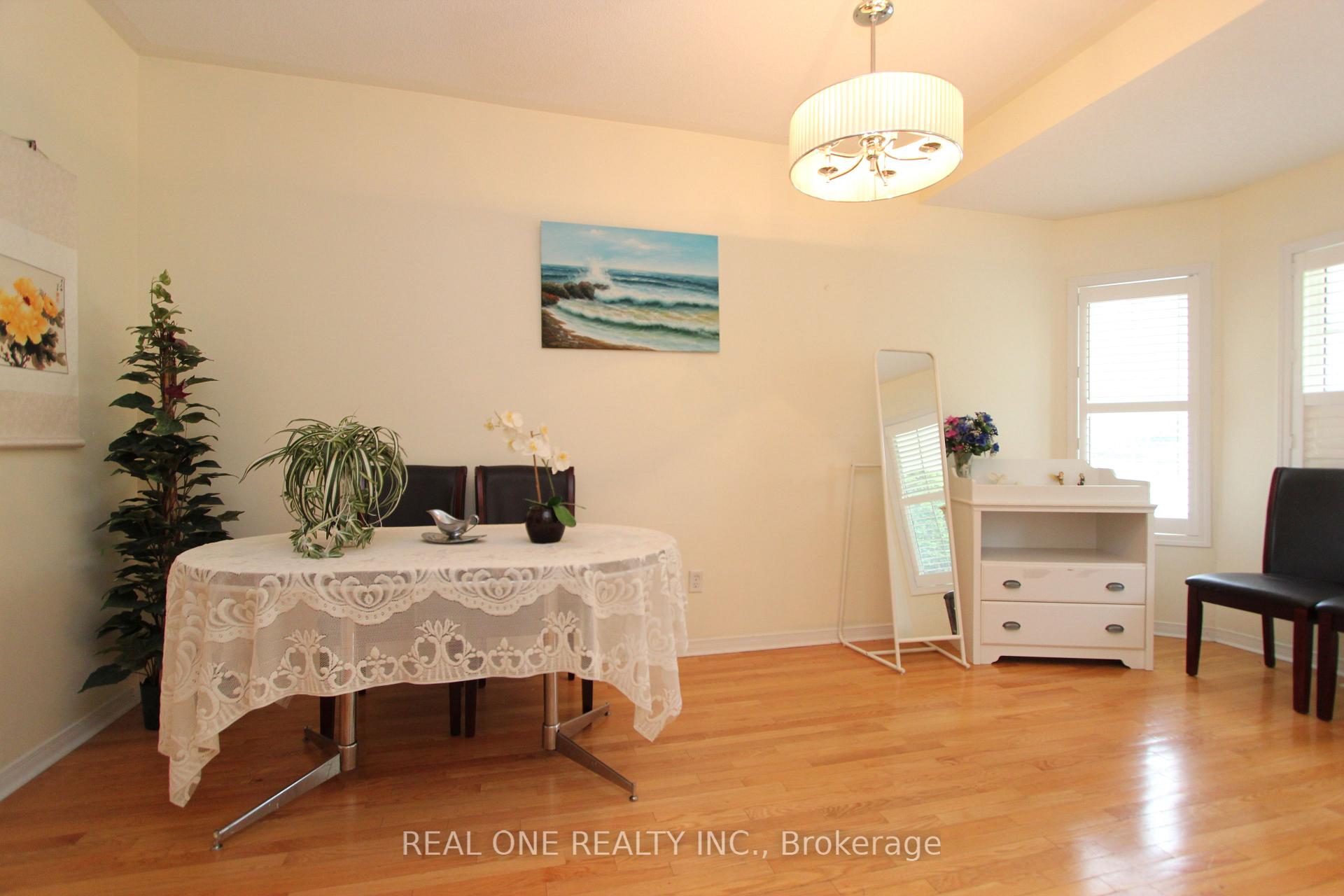 Photo 4 of 350 Mingay Avenue, Markham, Wismer — HOMEH