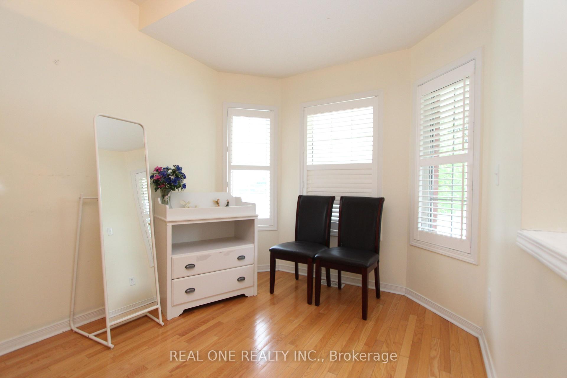 Photo 5 of 350 Mingay Avenue, Markham, Wismer — HOMEH