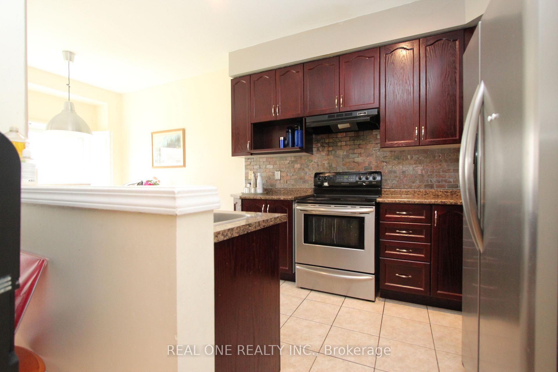 Photo 11 of 350 Mingay Avenue, Markham, Wismer — HOMEH