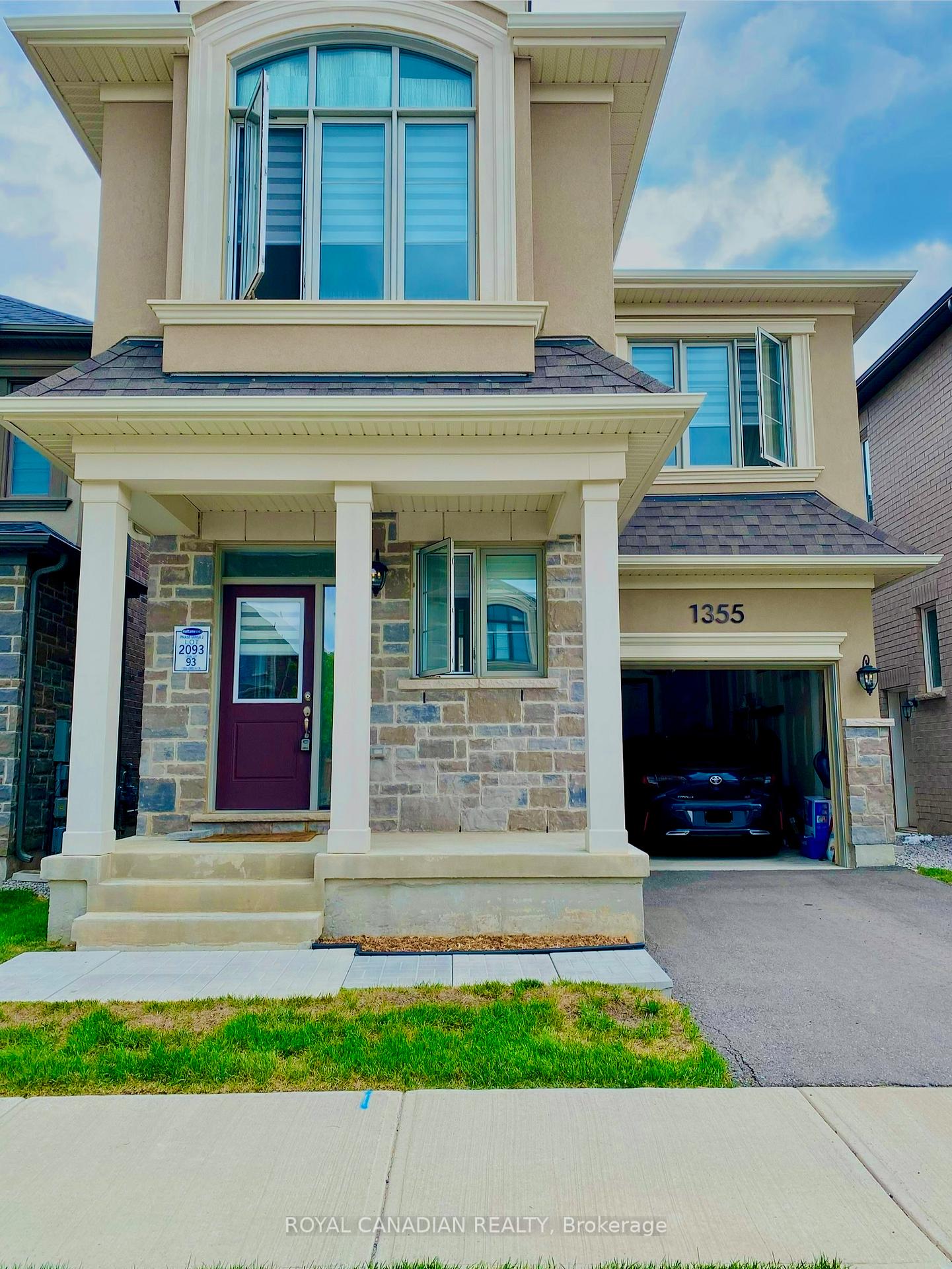 Photo 6 of 1355 Lobelia Crescent, Milton, Walker — HOMEH