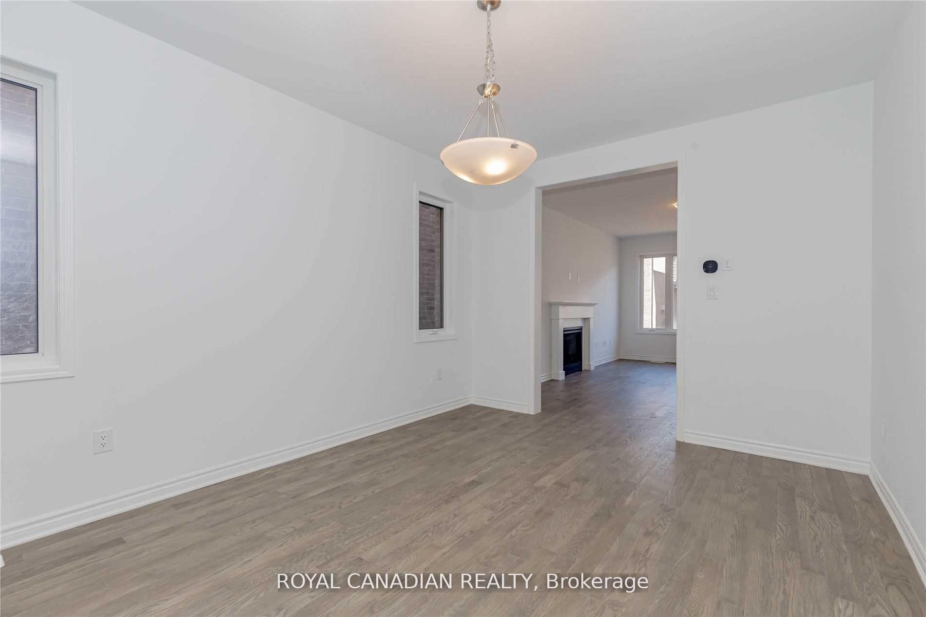 Photo 9 of 1355 Lobelia Crescent, Milton, Walker — HOMEH